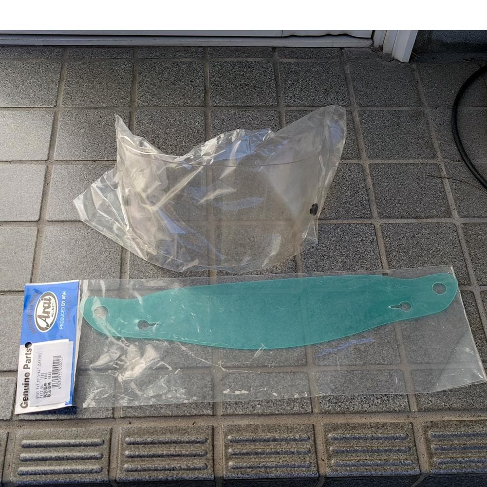 31日まで特別価格値下げ　希少!!ほぼ未使用 Arai GP-5x 白 Mサイズ