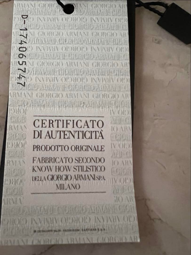 Giorgio Armani ストール 銀座アルマーニタワーで購入　未使用