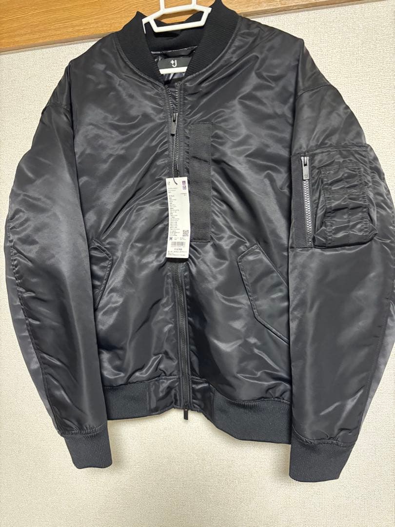 ユニクロ ハイブリッドダウンオーバーサイズMA-1ジャケットBLACK M