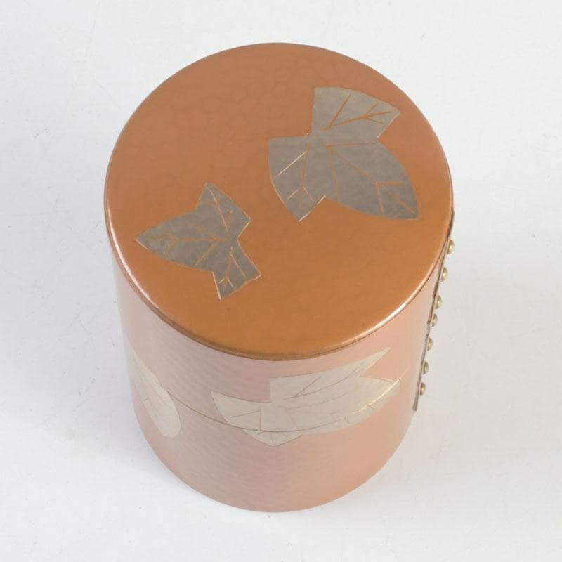 煎茶道具　鎚起銅器　玉川堂造　鋲打　葉文　茶筒　共箱　C　9428