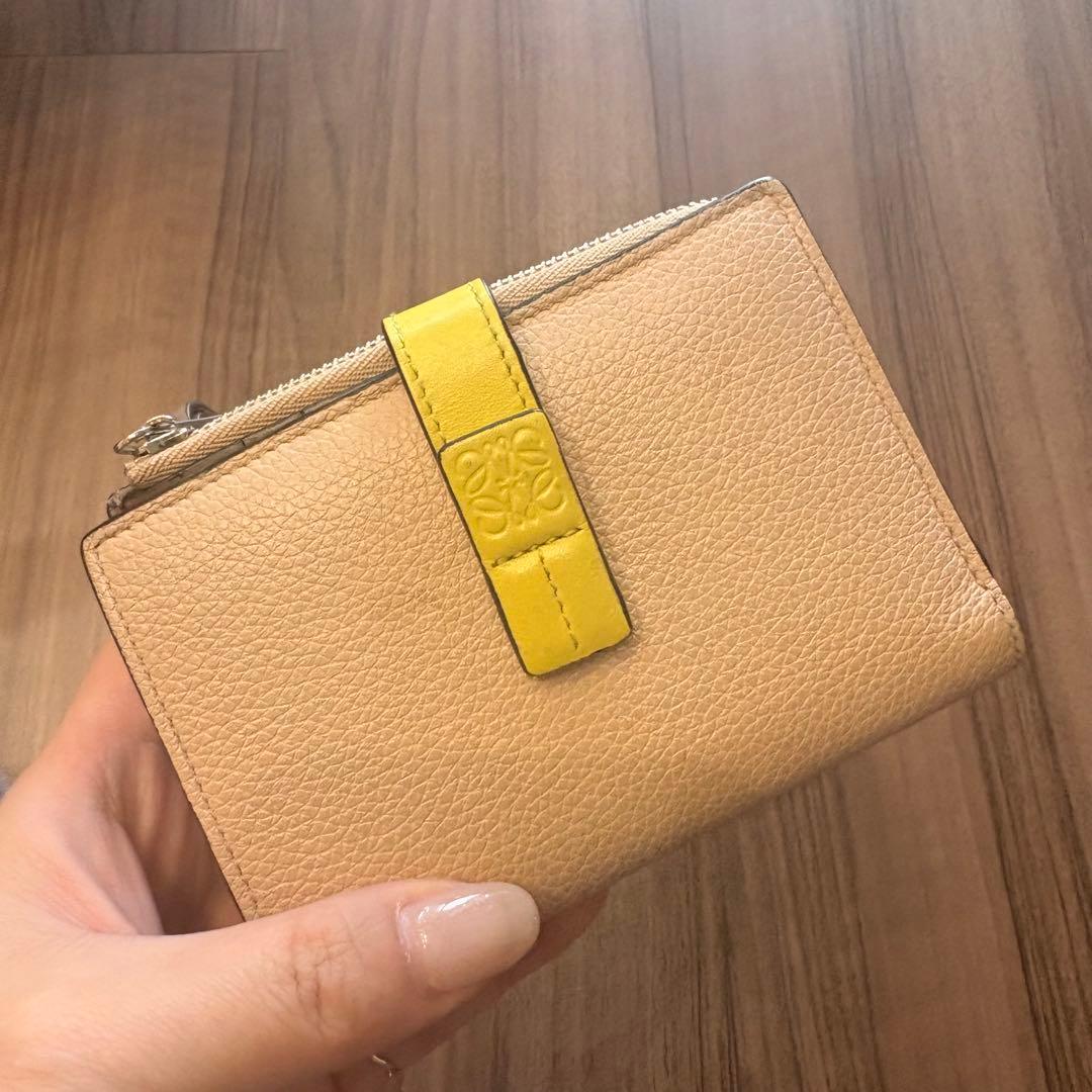 LOEWE ロエベ　二つ折り財布 ベージュ×イエロー