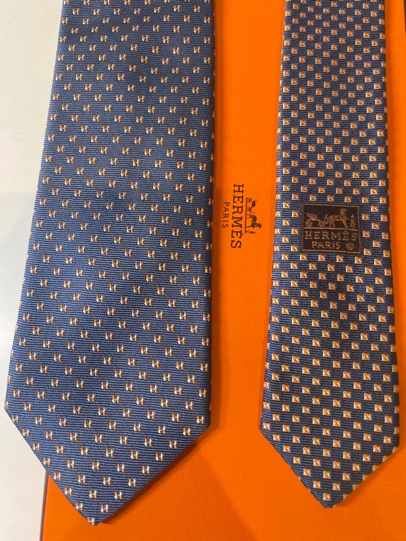 【新品未使用】HERMES ネイビー H総柄ネクタイ シルク100% 成人式向け