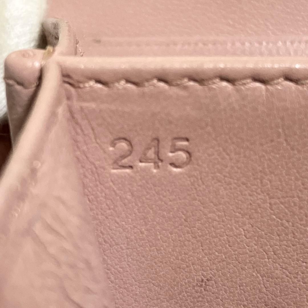 【極美品】MIU MIU マテラッセ ケース ラウンドファスナー ピンク