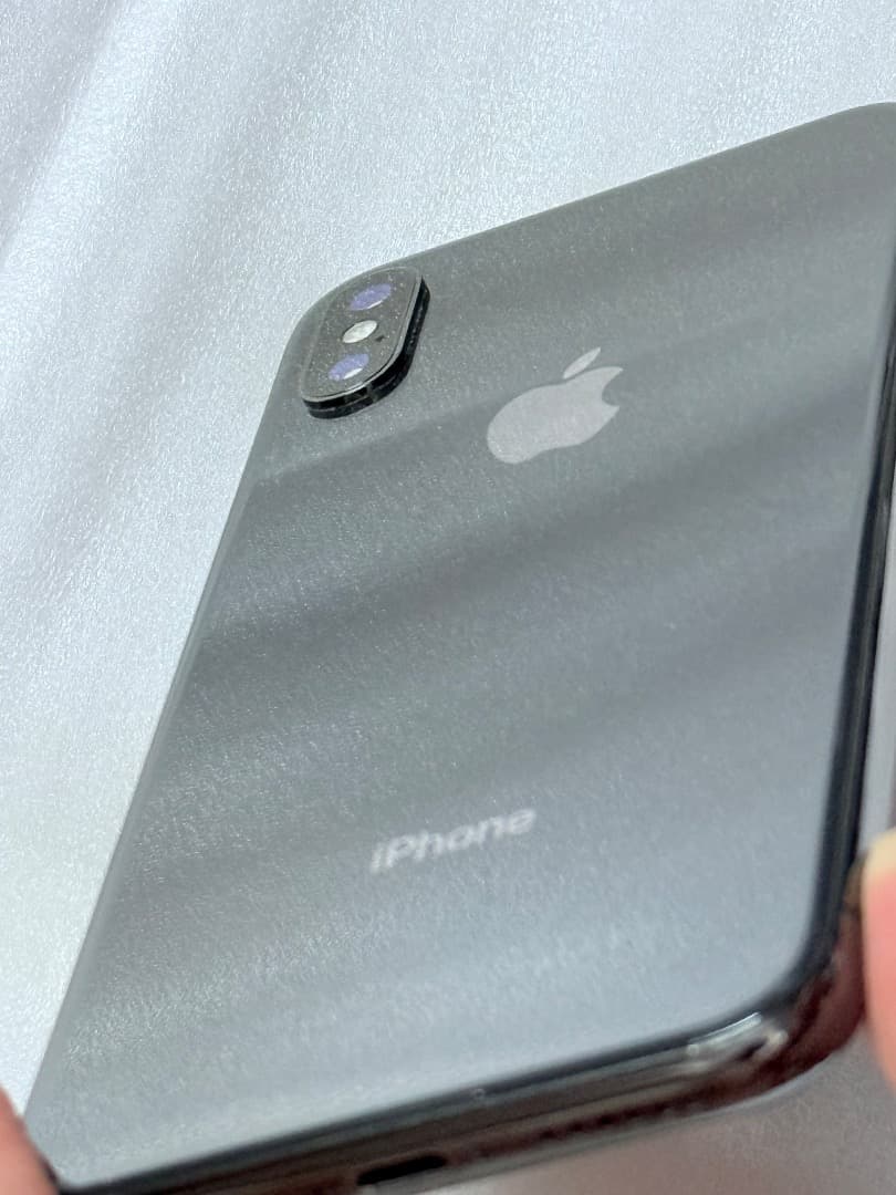 Apple iPhone スペースグレー 本体