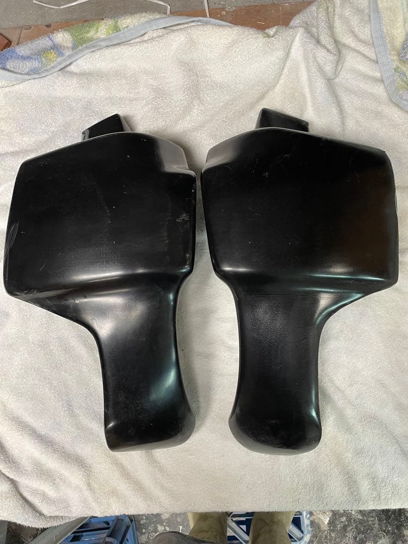 ハーレーダビッドソン ローライダーst用レッグガード