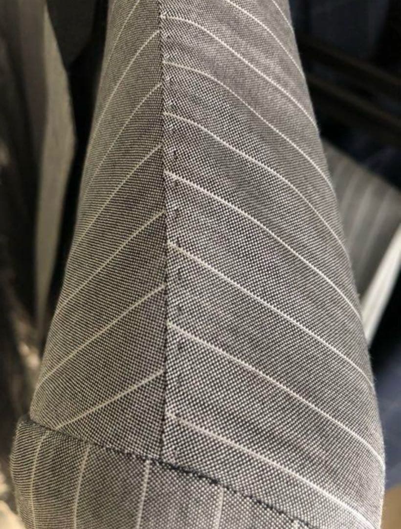 グレー ストライプ ダブルブレストスーツ