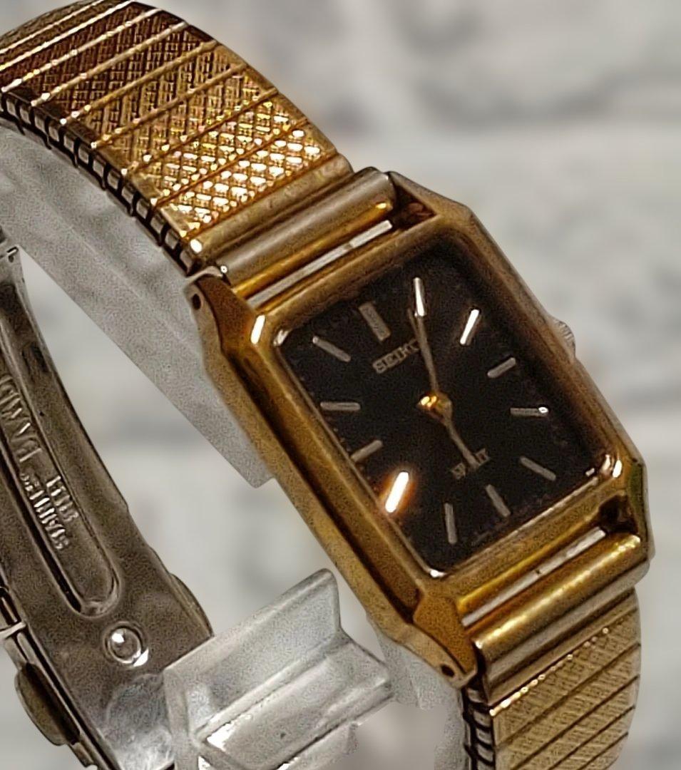 稼働　セイコー　ゴールド　腕時計　スピリット　黒文字盤　高級感