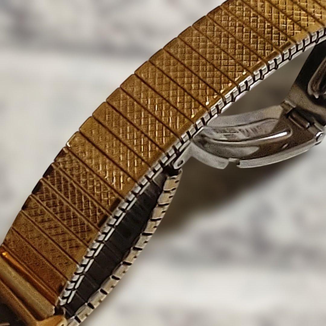 稼働　セイコー　ゴールド　腕時計　スピリット　黒文字盤　高級感