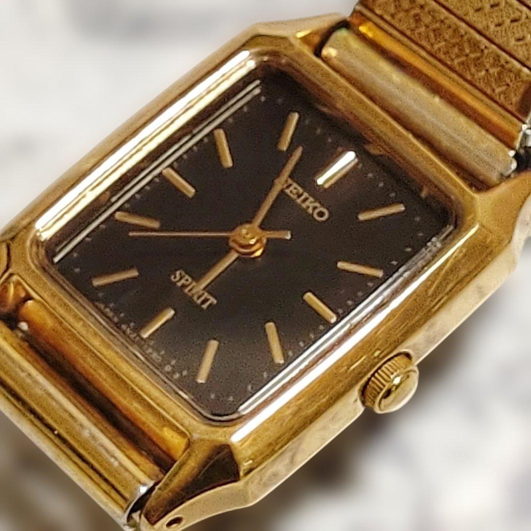 稼働　セイコー　ゴールド　腕時計　スピリット　黒文字盤　高級感