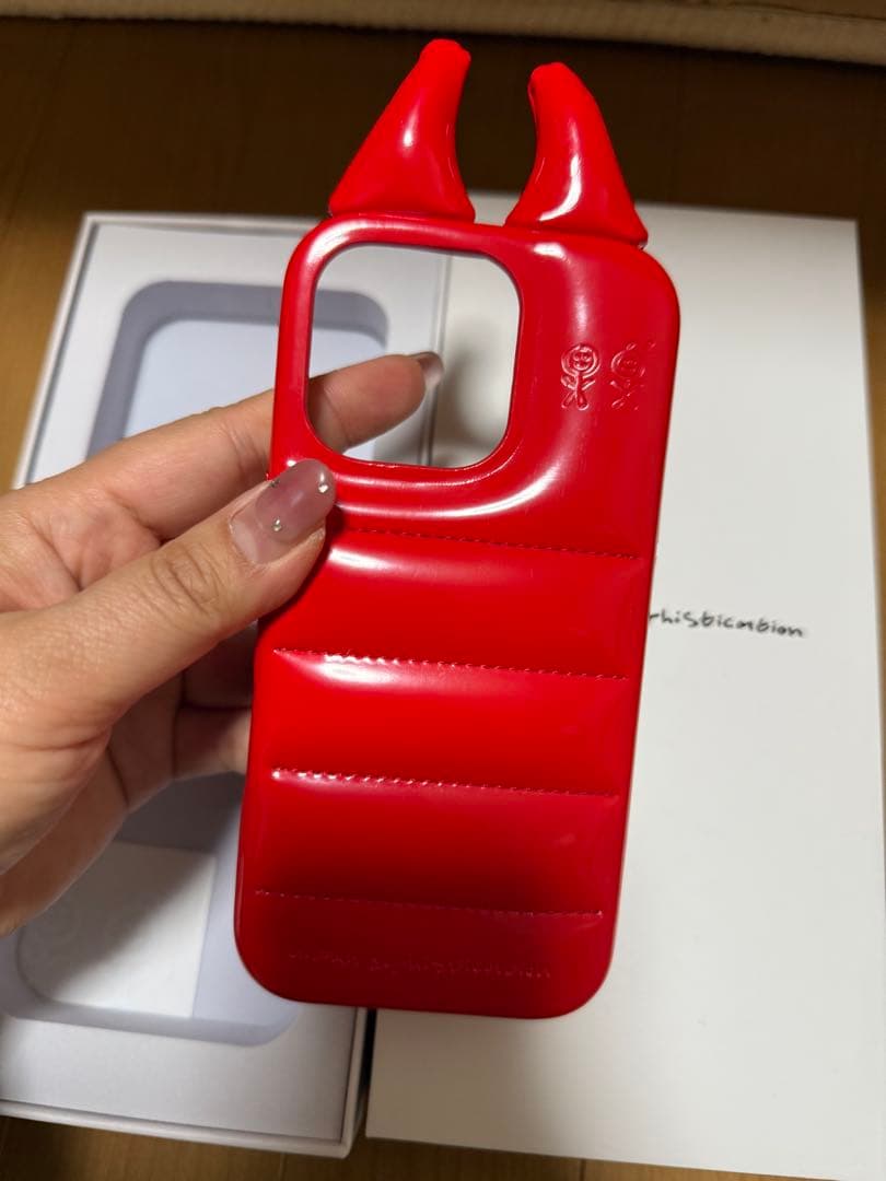 urban sophisticated レッド iPhone16pro デビル