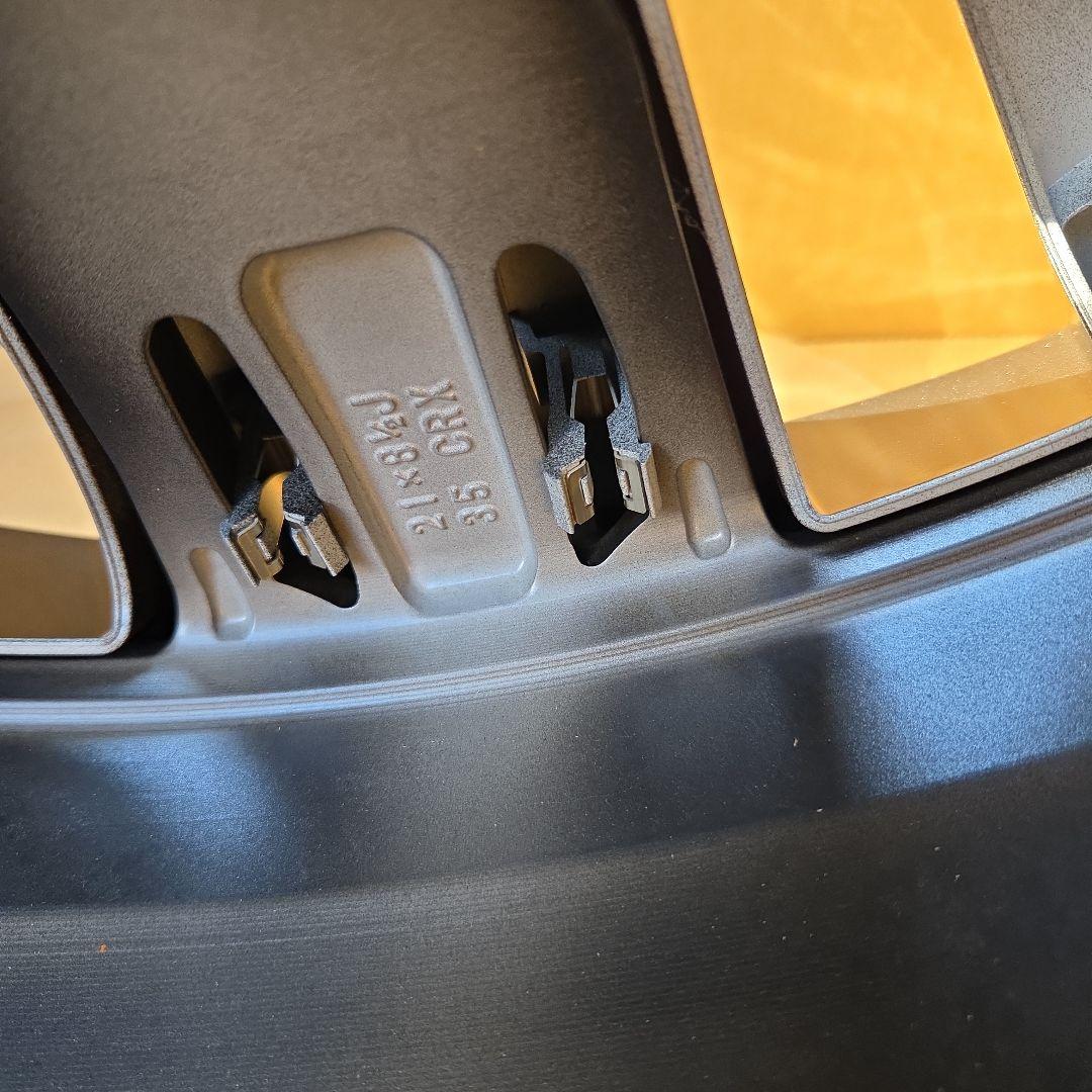 新車外し　TOYOTA　クラウンエステート　純正　２１インチホイール　４本