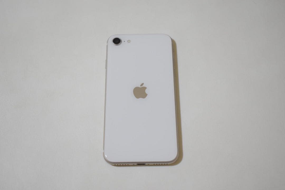 当日発送 新品 iPhone SE 3 スターライト 64gb SIMフリー