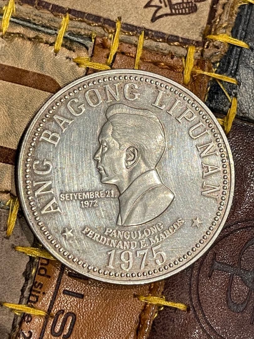 フィリピン　1975年　50ペソ　銀貨