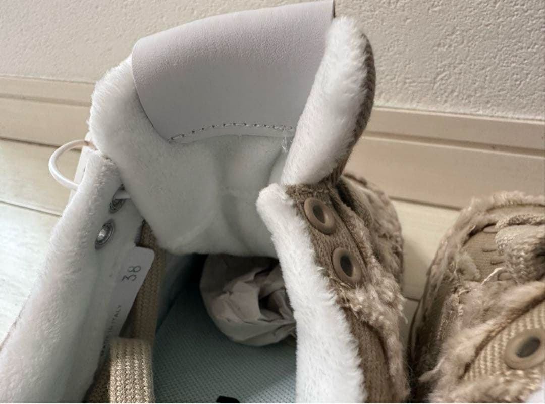 試着のみ　Miumiu×New Balance 574 スニーカー ベージュ