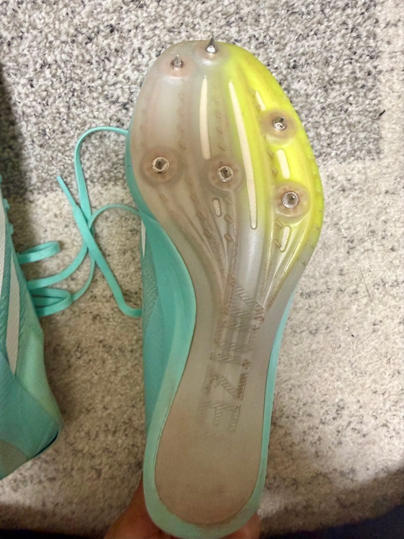 アディゼロフィネス 26.5