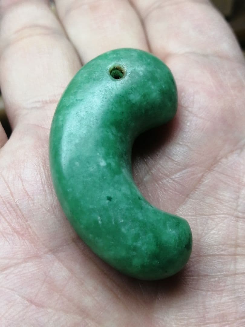 ★古墳期『糸魚川翡翠勾玉』出土品。4.90cm【超琅玕翡翠】最高峰の巨大勾玉です