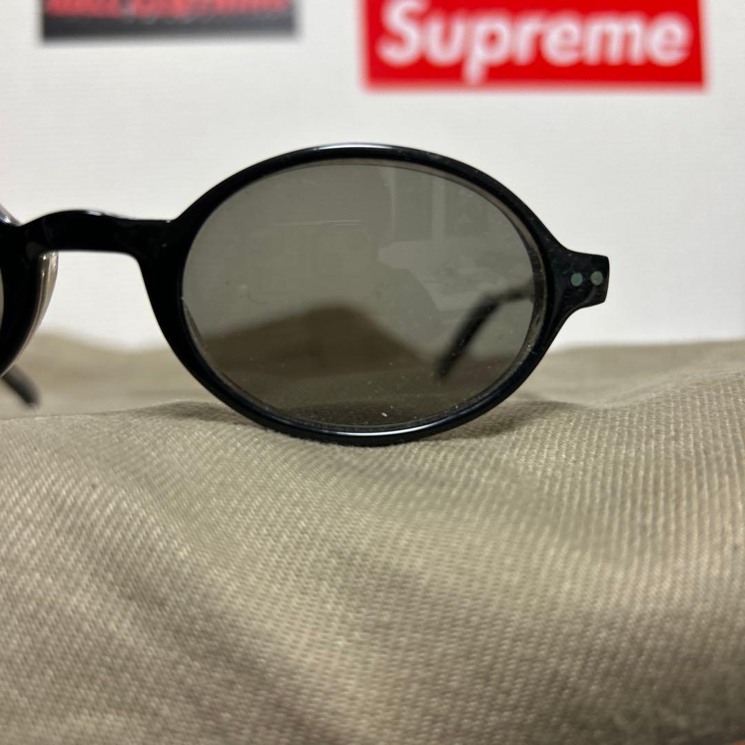 stussy オーバル型サングラス 黒