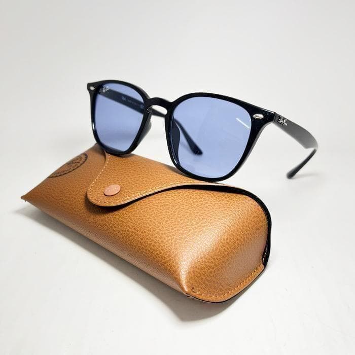 迅速【国内正規品】新品 RB4258F-60180 レイバン サングラス