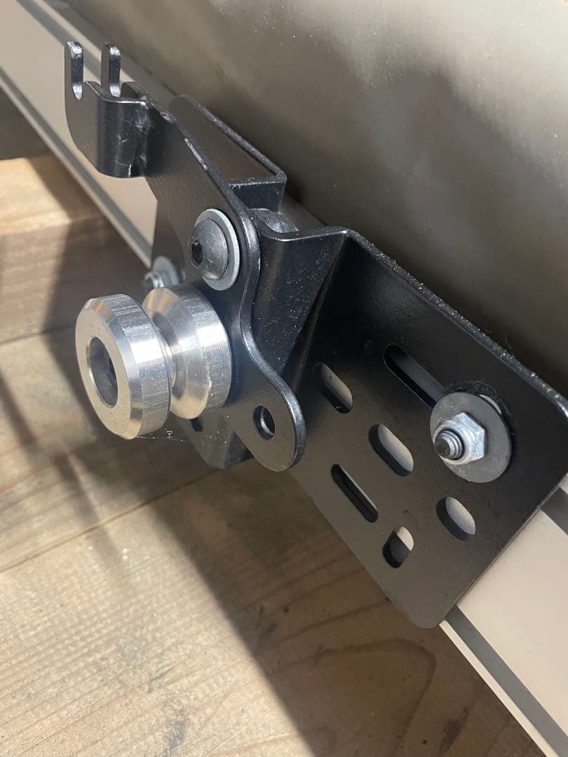 フロントランナー　サイドオーニング