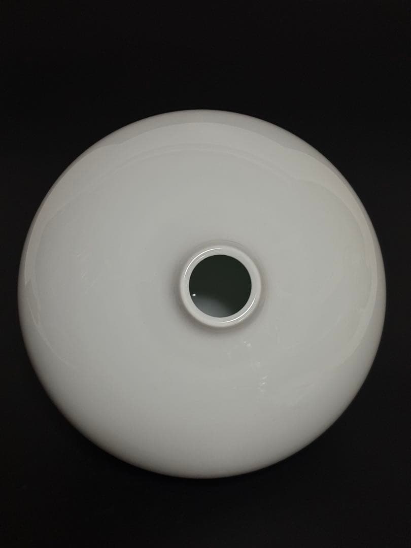 白磁　壷　井上萬二　共箱　　人間国宝