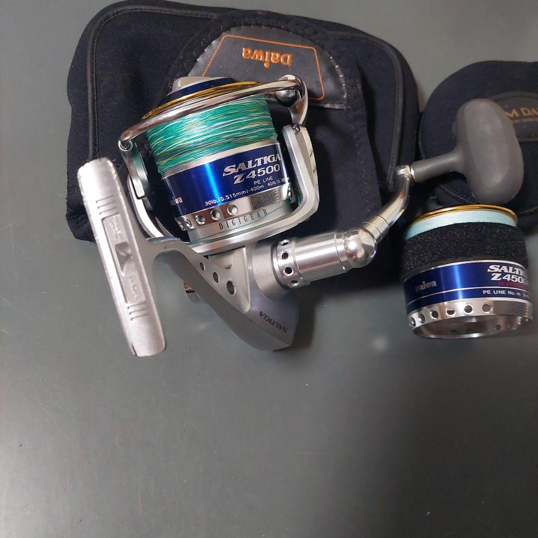 Daiwa Saltiga Z4500 スピニングリール