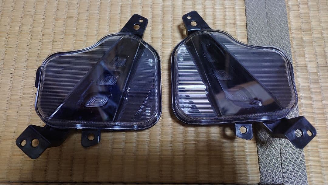 ホンダ s660 後期純正アクセサリーライト 白 71102-TDJ-J00ZC