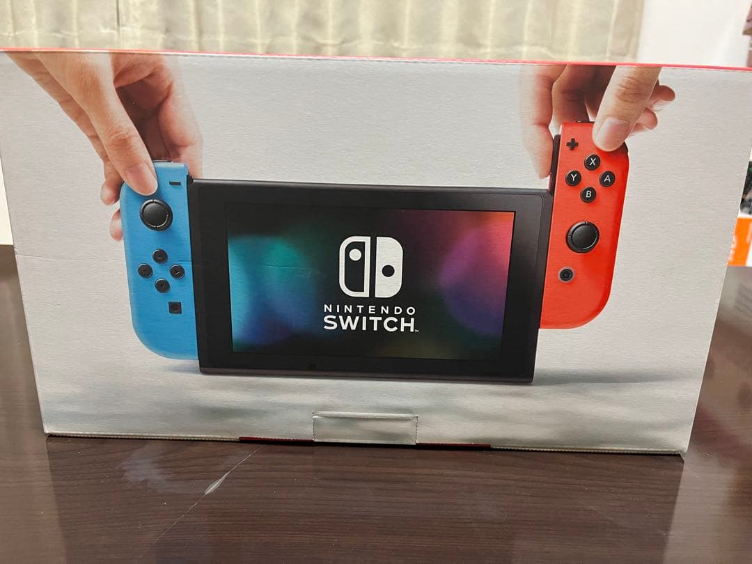【初代】Nintendo Switch 本体 ジョイコン2組 キャリングケース