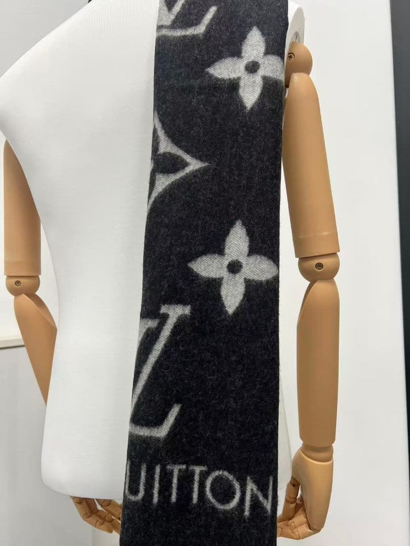 LOUIS VUITTON ルイヴィトン マフラー グレー/ブラック新品同様