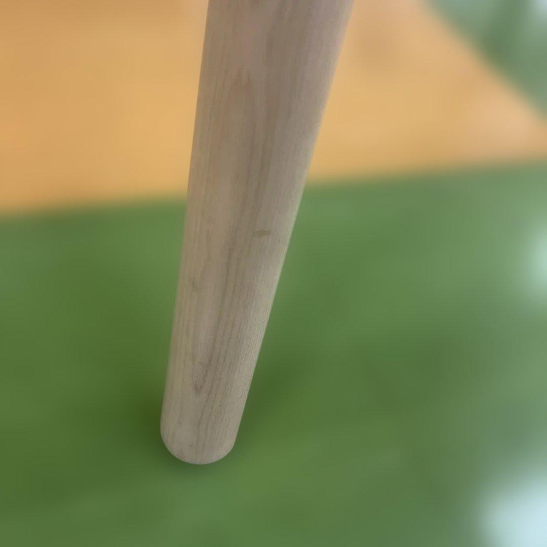 2744 IKEA 円形木製ダイニングテーブル