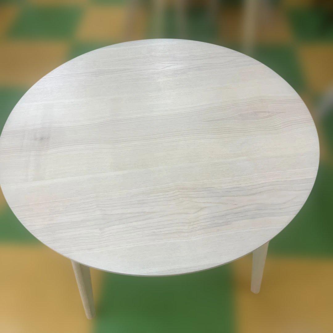 2744 IKEA 円形木製ダイニングテーブル