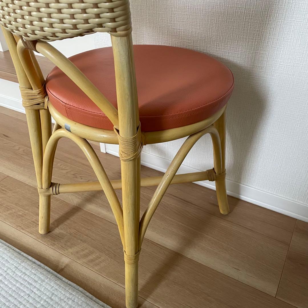 【美品】軽くて丈夫　ラタンチェア　　椅子　2脚セット