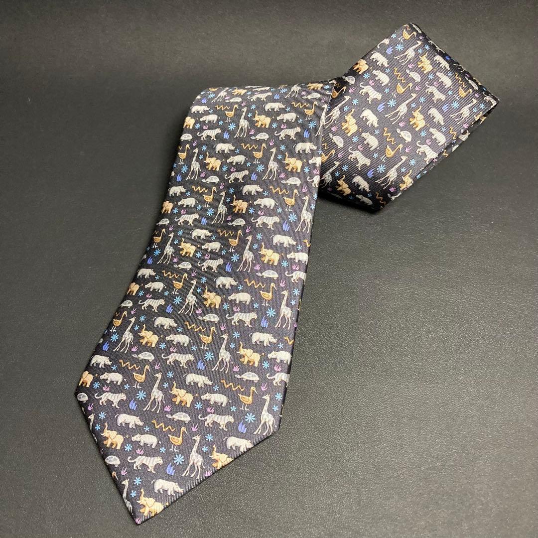 【未使用】サルヴァトーレフェラガモ　ネクタイ　グレー　ゾウ　キリン　アニマル柄