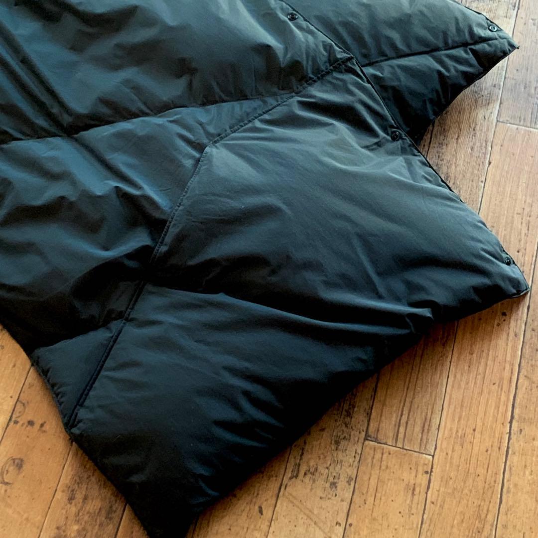 ☆★美品 NANGA ブラック ダウンポンチョ　ショール マフラー★☆