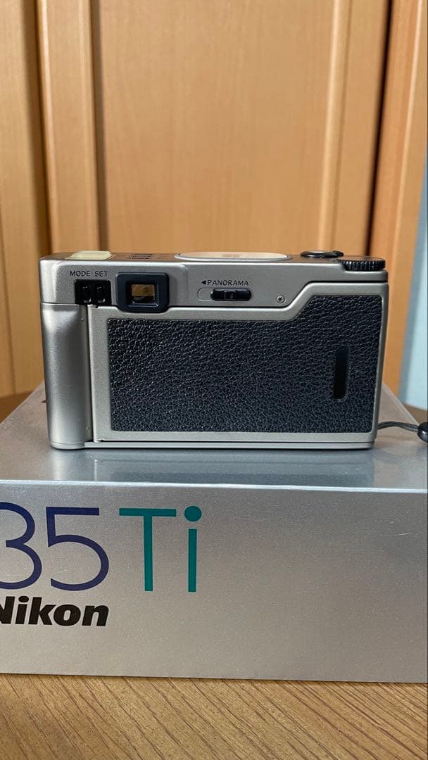 フィルムカメラ Nikon 35Ti