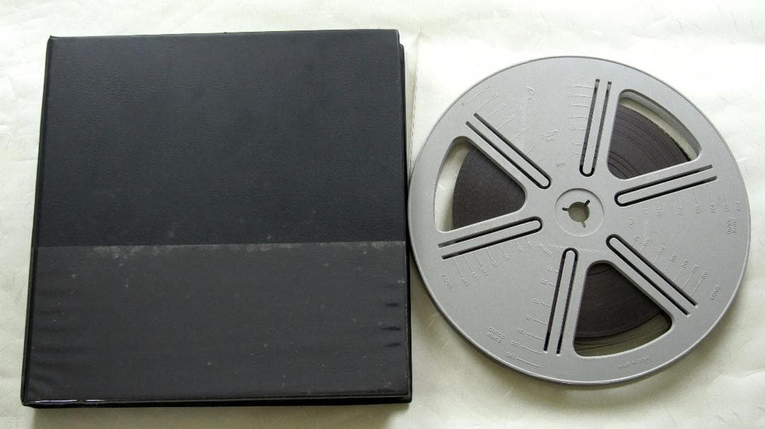 「アンダルシアの犬」8mmフィルム版（英語字幕）