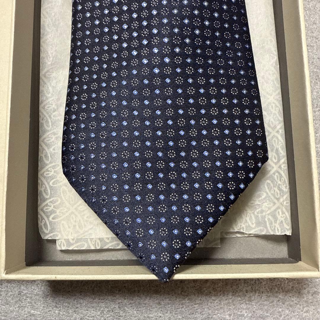 美品　ブリオーニ　ネクタイ　紺　花柄ドット　シルクジャガード　厚手重厚感