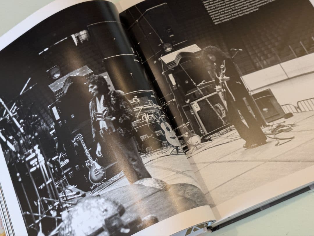 【新品】Queen Uncovered / クイーン 写真集