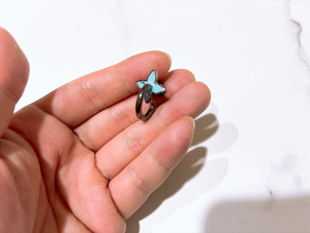 しょー　ルイヴィトン　ピアス　メンズ