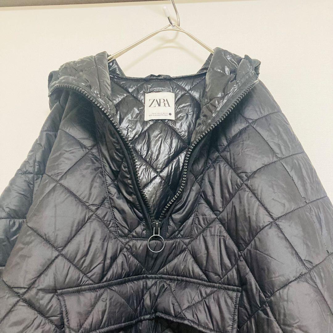 美品　ZARAキルティング ポンチョ フード付き　ブラック
