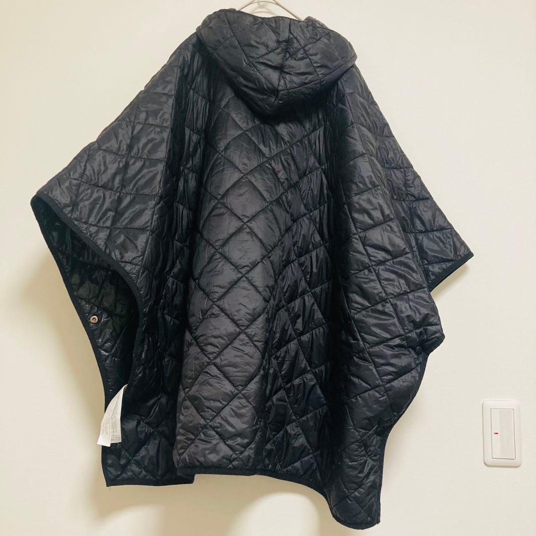 美品　ZARAキルティング ポンチョ フード付き　ブラック