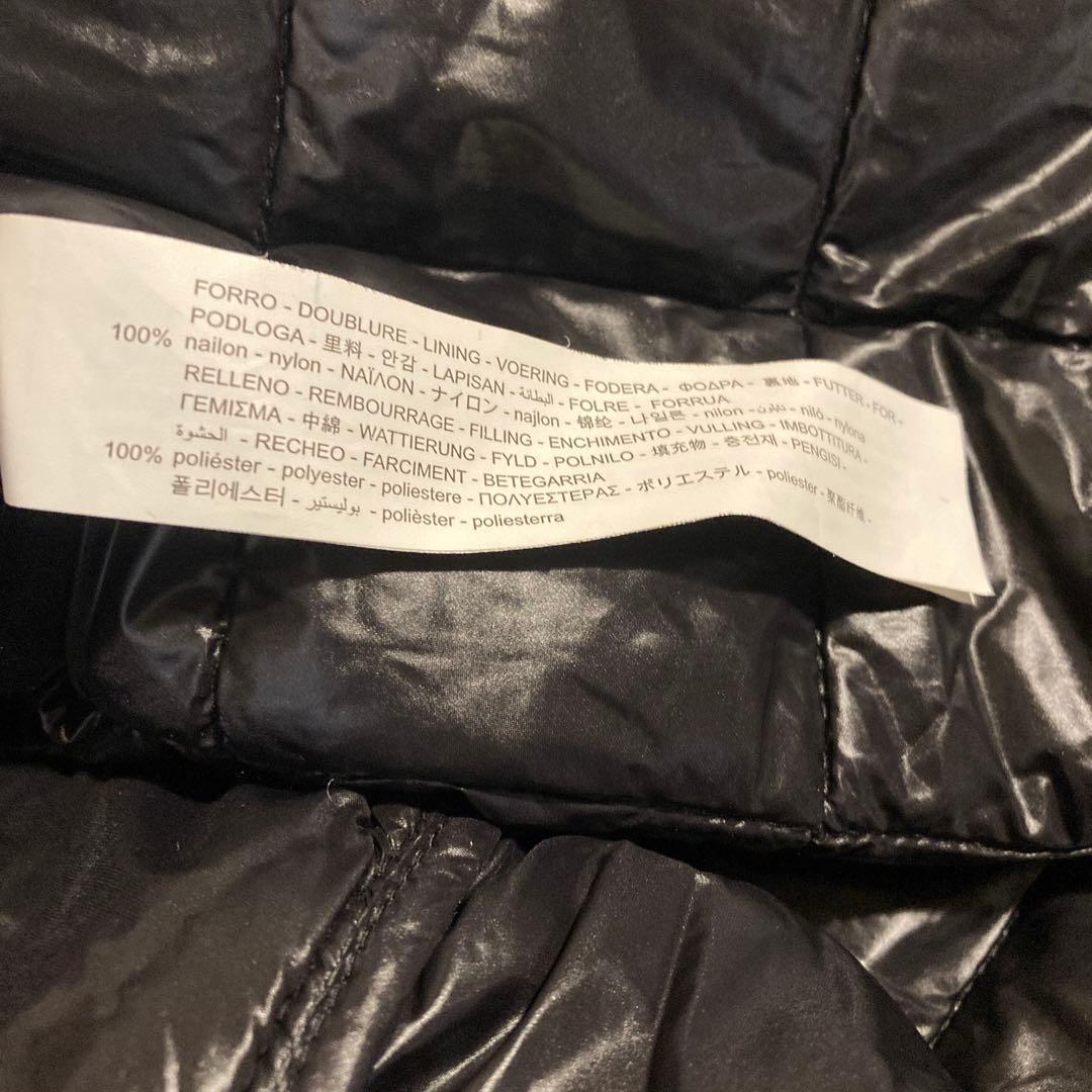 美品　ZARAキルティング ポンチョ フード付き　ブラック