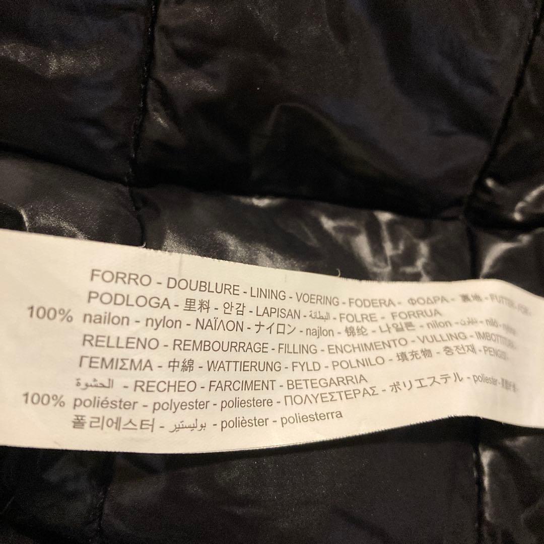 美品　ZARAキルティング ポンチョ フード付き　ブラック