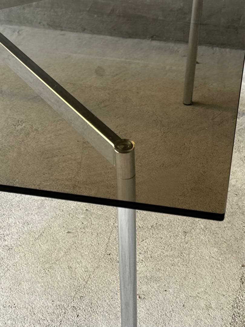 【あーき】X-base Smoked Glass Table