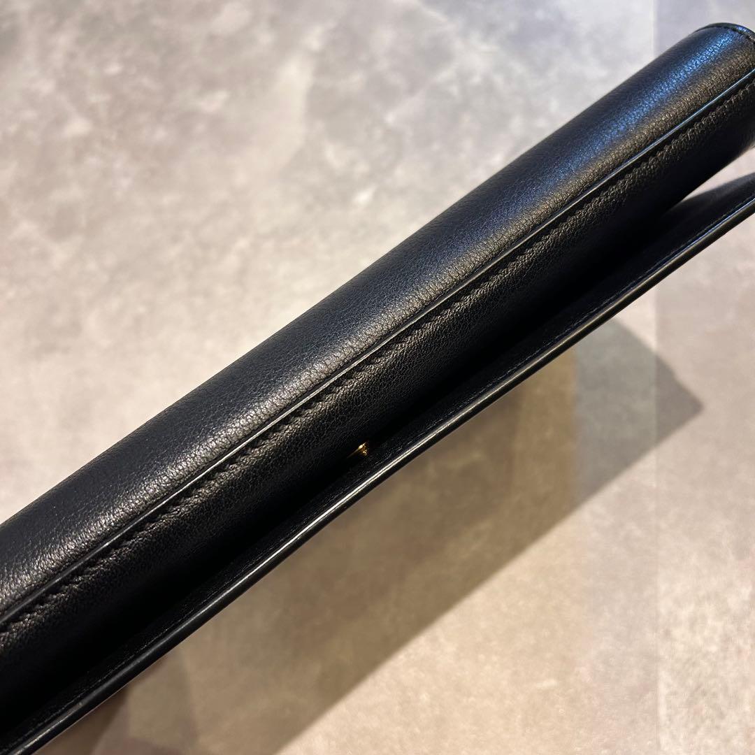 【超美品】イブサンローラン　カサンドラ　クラッチバッグ　ブラック