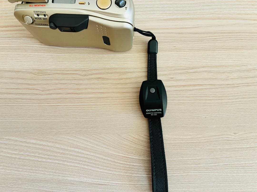 hana　オリンパス μ[mju:] ZOOM 140 DELUXE