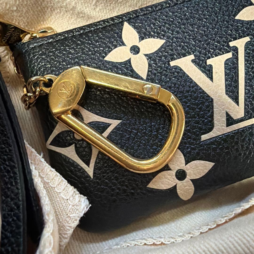 Louis Vuitton ケース ブラック