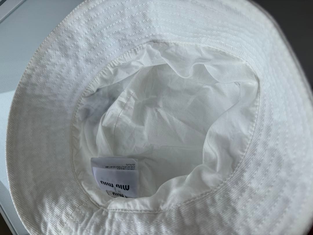 miu miu バケットハット ホワイトM