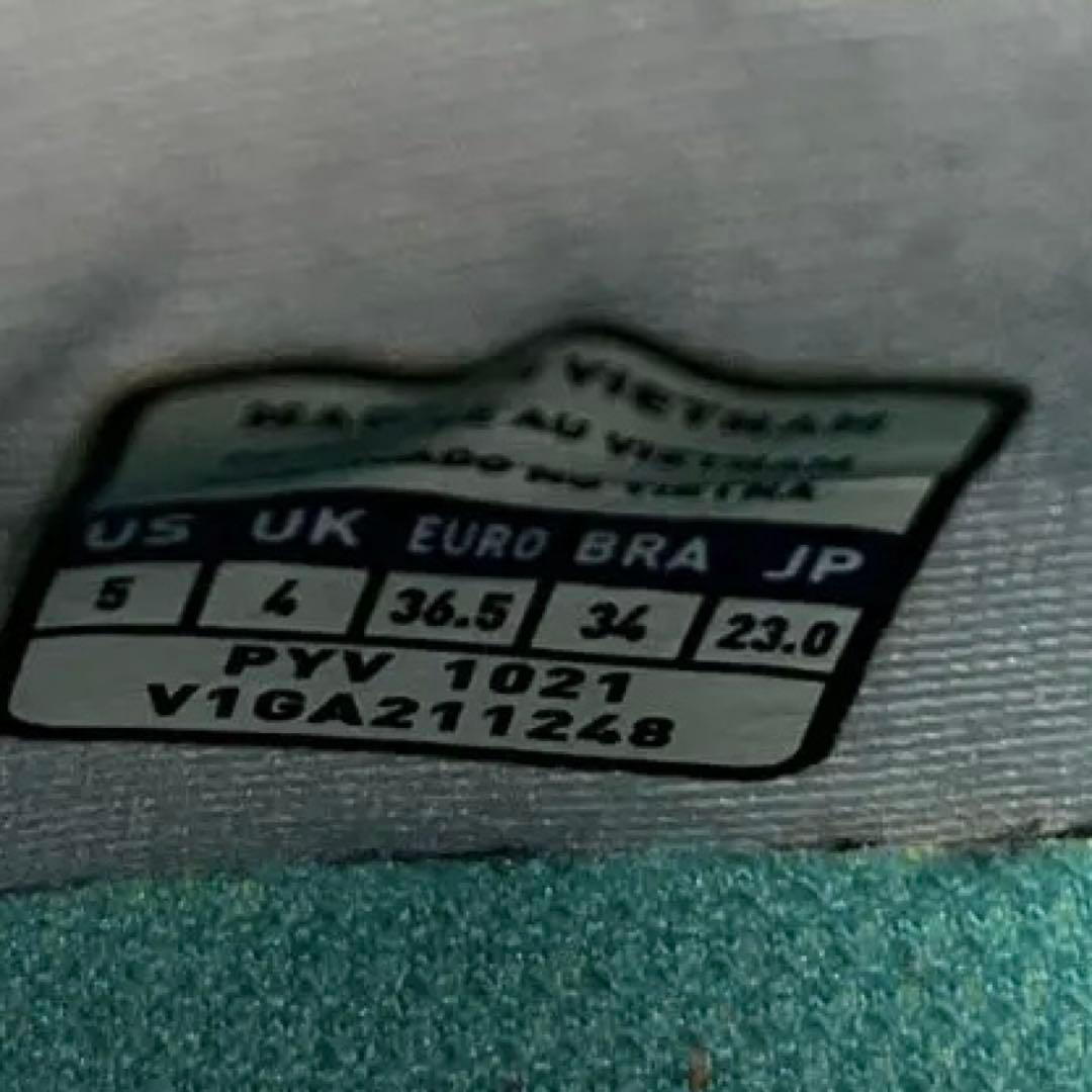 ⭐️Mizuno⭐️ミズノウエーブモーメンタム2(バレーボール)ホワイト