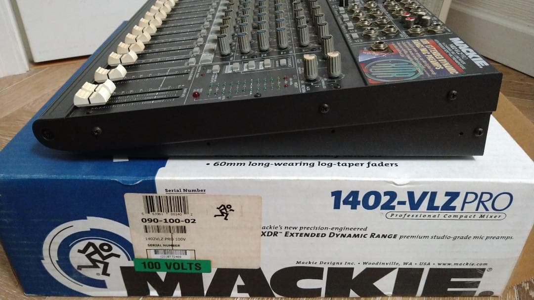 MACKIE 1402-VLZ PRO アナログミキサー
