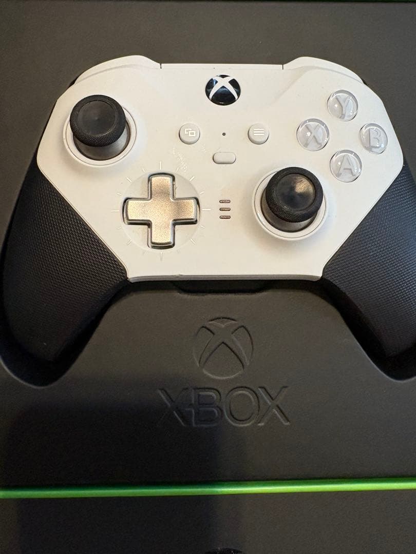 Xbox Elite ワイヤレス コントローラー Series 2 Core